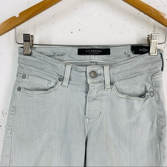 Liverpool size 0 / 25 The Walking Fossil Gray Stretch Jean Shorts NEW - Picture 3 of 12